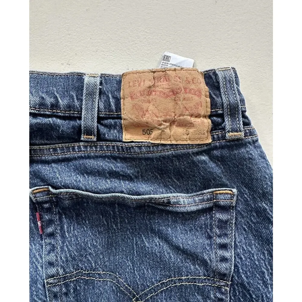 Levis elevate your